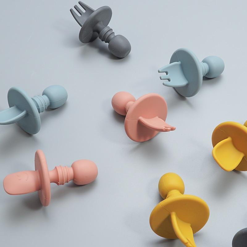 CuttieSpoon™ | Cuillère et fourchette pour bébé | Maman - Guessca